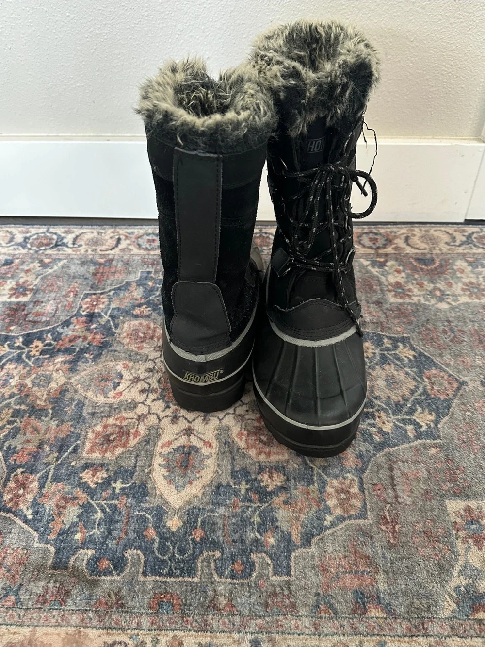 Khombu Black Faux Fur Lined Lace-Up Winter Boots